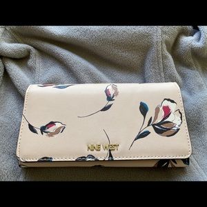 Excellent Condition Nine West Wallet